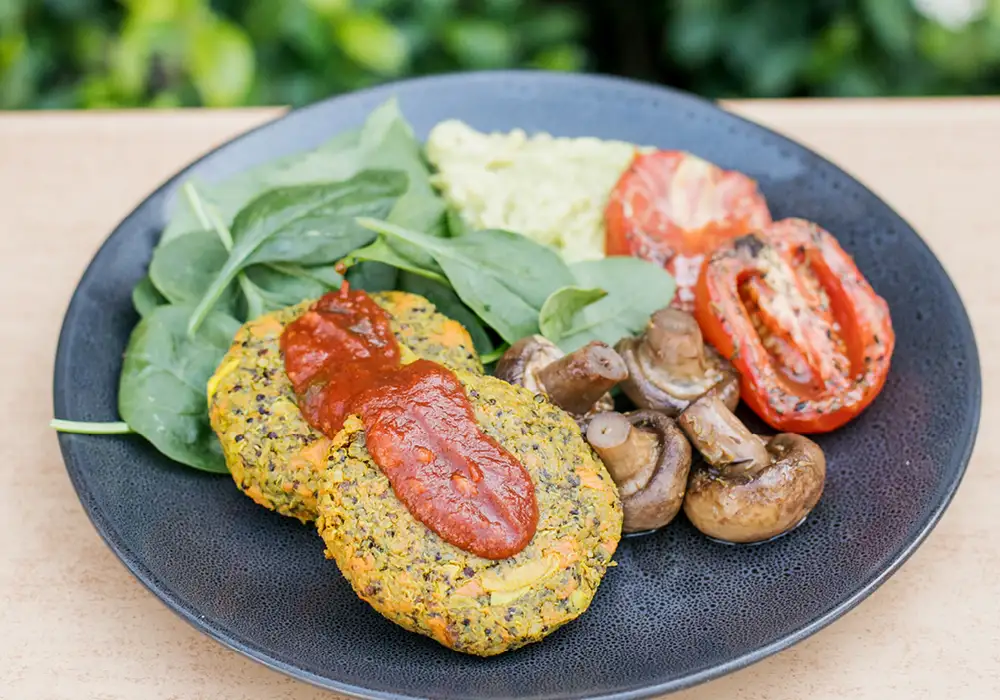 Vegan Quinoa Fritters with mushrooms, tomato and spinach