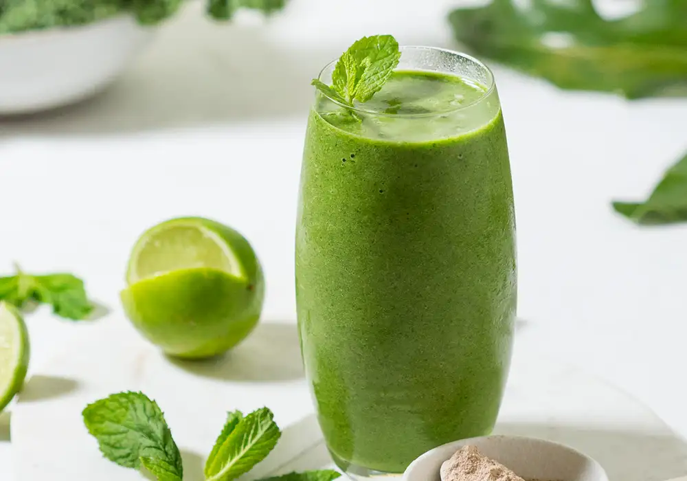 Green Goddess smoothie with prebiotic
